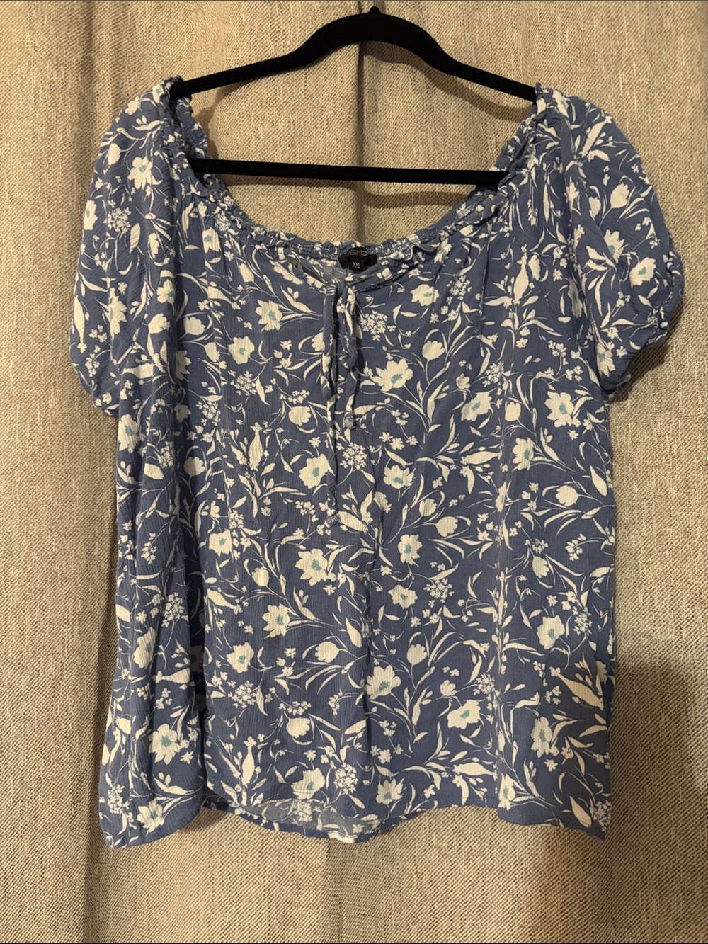 Papermoon Blue and white tie front Floral Blouse